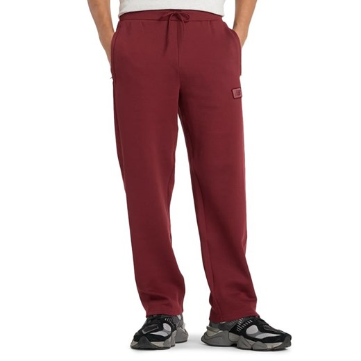 Spodnie męskie New Balance MP53501MHB - bordowe ze sklepu streetstyle24.pl w kategorii Spodnie męskie - zdjęcie 187533795