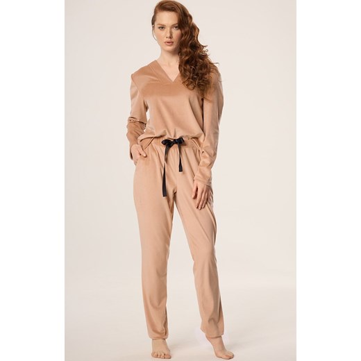 Mefemi welurowa piżama damska piaskowa Vanessa, Kolor piaskowy, Rozmiar S, Mefemi ze sklepu Intymna w kategorii Piżamy damskie - zdjęcie 187534007