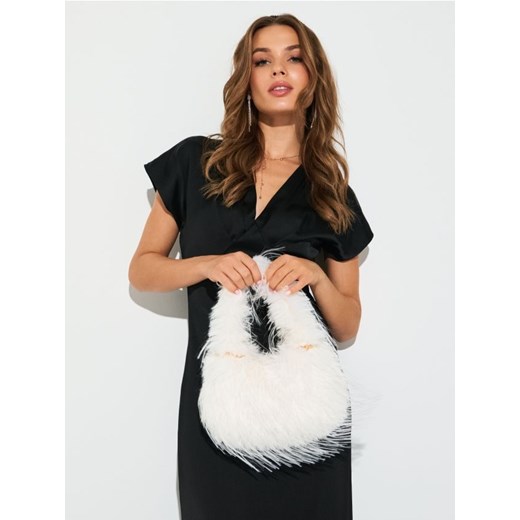 Sinsay - Futrzana torebka na łańcuszku - biały ze sklepu Sinsay w kategorii Torebki damskie - zdjęcie 187535917