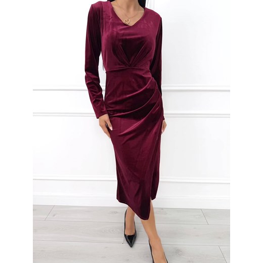 Bordowa Welurowa Sukienka z Marszczeniem ze sklepu ModnaKiecka.pl w kategorii Sukienki - zdjęcie 187536118