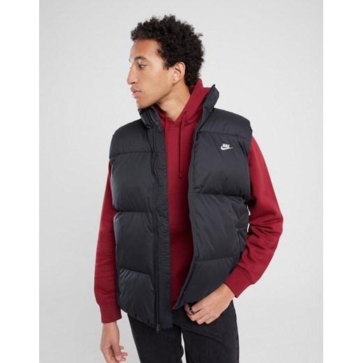 NIKE BEZRĘKAWNIK M NK CLUB PUFFER VEST ze sklepu JD Sports  w kategorii Kamizelki męskie - zdjęcie 187538167