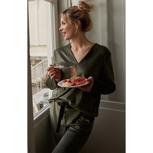 Mefemi welurowa piżama damska zielona Vanessa, Kolor zielony, Rozmiar S, Mefemi ze sklepu Primodo w kategorii Piżamy damskie - zdjęcie 187538537