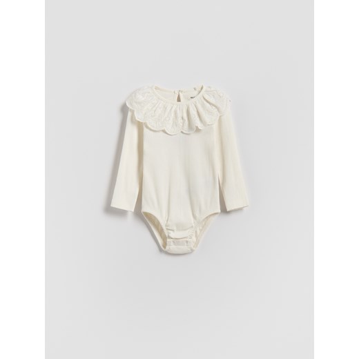 Reserved - Body z kołnierzykiem - złamana biel ze sklepu Reserved w kategorii Body niemowlęce - zdjęcie 187541605