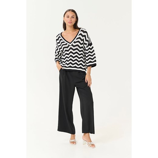 Kaffe Sweter w kolorze czarno-białym ze sklepu Limango Polska w kategorii Swetry damskie - zdjęcie 187552485