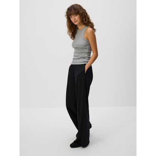 Reserved - Bawełniany top - jasnoszary ze sklepu Reserved w kategorii Bluzki dziewczęce - zdjęcie 187554976