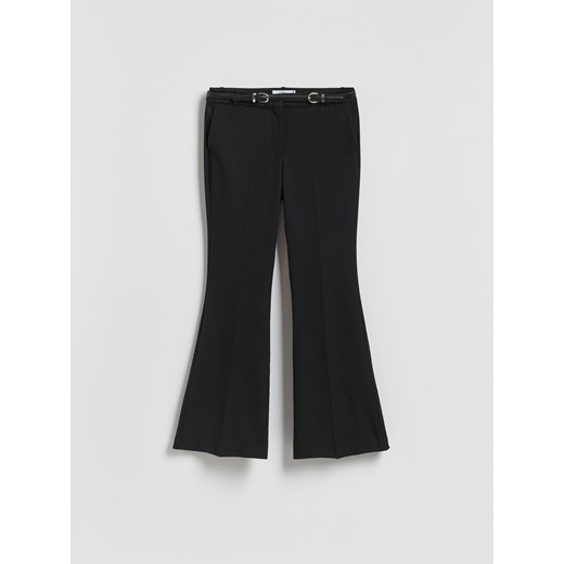 Reserved - Spodnie z paskiem - czarny ze sklepu Reserved w kategorii Spodnie damskie - zdjęcie 187555135