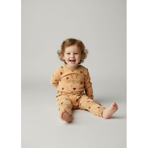 Sinsay - Ocieplane welurowe śpiochy z motywem świątecznym - kremowy ze sklepu Sinsay w kategorii Piżamy dziecięce - zdjęcie 187555696