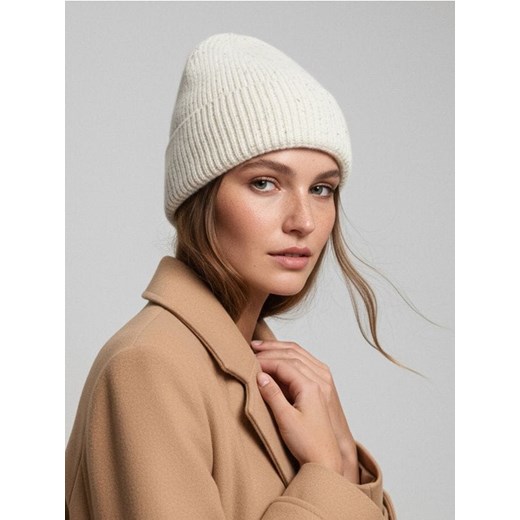 Sinsay - Czapka beanie - kremowy ze sklepu Sinsay w kategorii Czapki zimowe damskie - zdjęcie 187555756