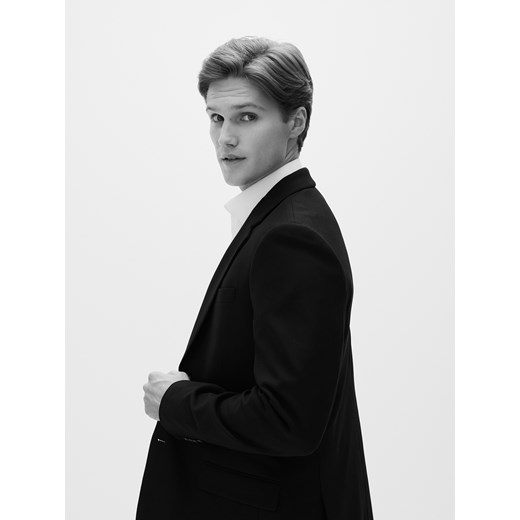 Reserved - Marynarka slim fit z wiskozą - granatowy ze sklepu Reserved w kategorii Marynarki męskie - zdjęcie 187557917