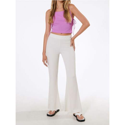 Sinsay - Spodnie wide leg - kremowy ze sklepu Sinsay w kategorii Spodnie damskie - zdjęcie 187559425