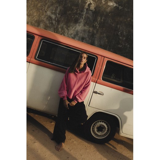 Charming Affection Hoodie - Deep Pink ze sklepu Surf Inc w kategorii Bluzy damskie - zdjęcie 187565926