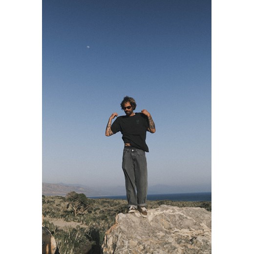 Tides And Minds Tee - Acid Black ze sklepu Surf Inc w kategorii T-shirty męskie - zdjęcie 187566499