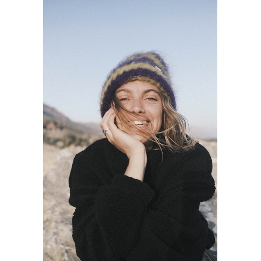 Flip Drip Beanie - Lime & Plum ze sklepu Surf Inc w kategorii Czapki zimowe damskie - zdjęcie 187567037