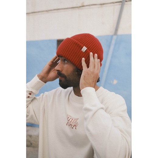 Very Cash Beanie - Formula Red ze sklepu Surf Inc w kategorii Czapki zimowe męskie - zdjęcie 187567309