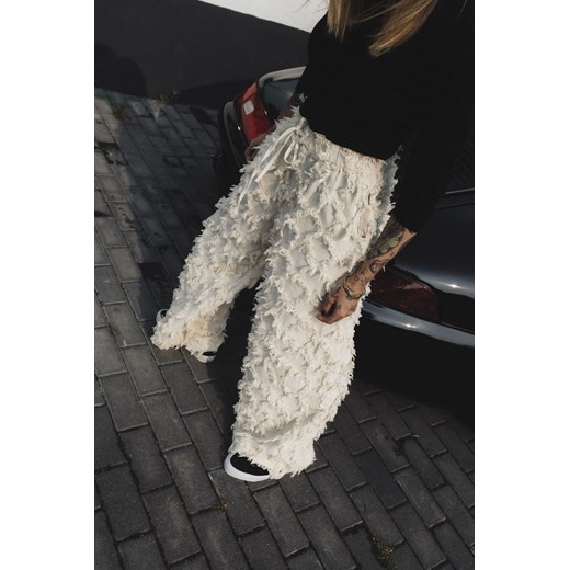 Ruffled Loose Pants - Super Natural ze sklepu Surf Inc w kategorii Spodnie damskie - zdjęcie 187567808
