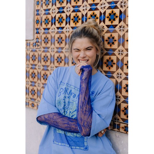 Born To Roar Box Tee - Denim Blue ze sklepu Surf Inc w kategorii Bluzki damskie - zdjęcie 187568669