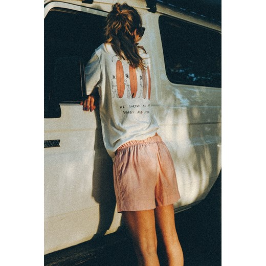 Friends Tee - Vintage White ze sklepu Surf Inc w kategorii Bluzki damskie - zdjęcie 187569457