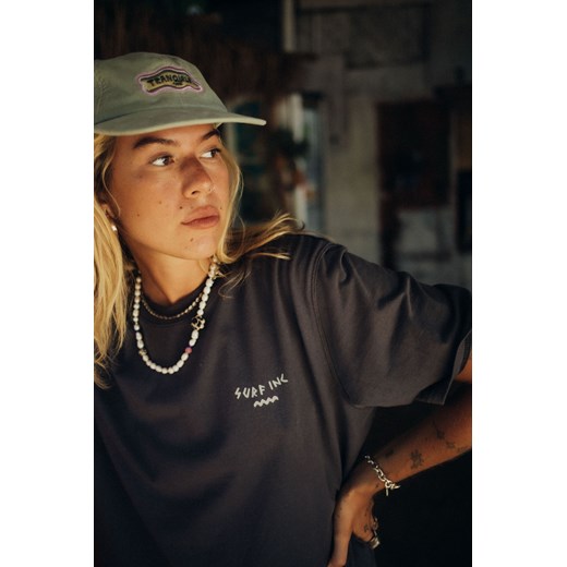 Coco Frio Tee - Stone Grey ze sklepu Surf Inc w kategorii Bluzki damskie - zdjęcie 187570347