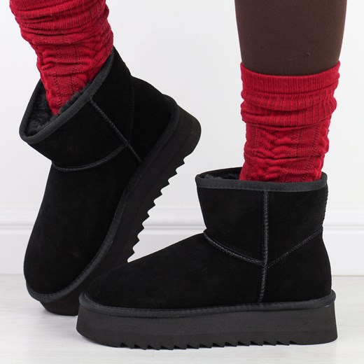 Czarne skórzane ciepłe zimowe mukluki, eskimoski T.Sokolski 531 ze sklepu suzana.pl w kategorii Śniegowce damskie - zdjęcie 187574636