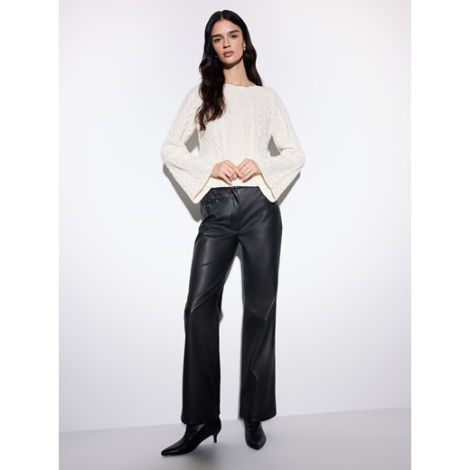 Mohito - Sweter z ozdobnym splotem - kremowy ze sklepu Mohito w kategorii Swetry damskie - zdjęcie 187575888