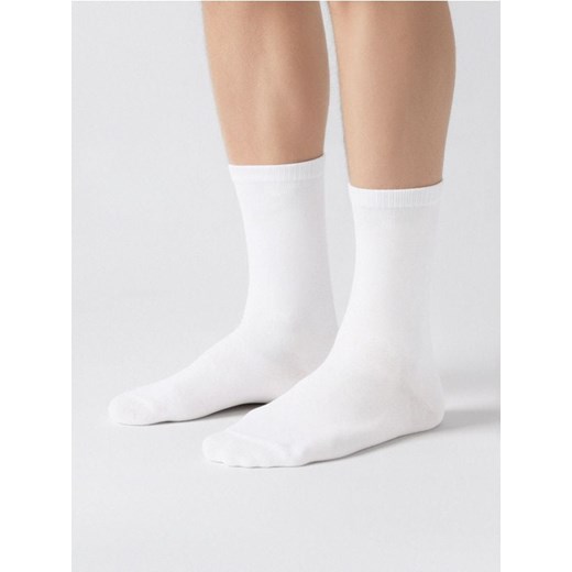 Sinsay - Skarpetki basic 5 pack - biały ze sklepu Sinsay w kategorii Skarpetki męskie - zdjęcie 187581146