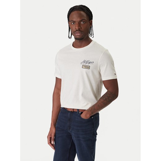 Tommy Hilfiger T-Shirt Modern Ath Graphic MW0MW41471 Écru Regular Fit ze sklepu MODIVO w kategorii T-shirty męskie - zdjęcie 187585345