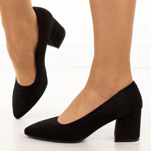 Czarne zamszowe czółenka damskie Sergio Leone Pb411 Mic ze sklepu suzana.pl w kategorii Czółenka - zdjęcie 187589056