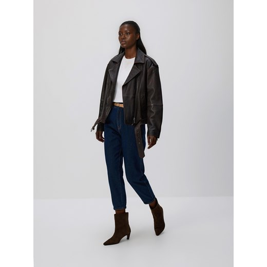 Reserved - Jeansy paperbag z paskiem - granatowy ze sklepu Reserved w kategorii Jeansy damskie - zdjęcie 187590075
