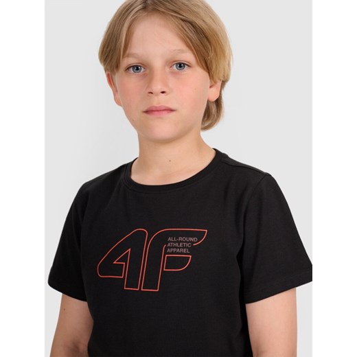 Chłopięcy t-shirt z nadrukiem 4F 4FJWAW25TTSHM2417 - czarny ze sklepu Sportstylestory.com w kategorii T-shirty chłopięce - zdjęcie 187592437