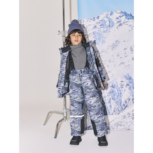 Reserved - Ocieplane spodnie na szelkach - wielobarwny ze sklepu Reserved w kategorii Spodnie chłopięce - zdjęcie 187594479