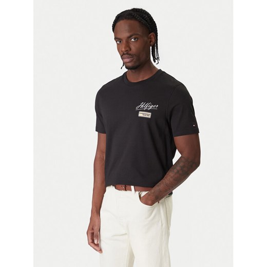 Tommy Hilfiger T-Shirt Modern Ath Graphic MW0MW41471 Czarny Regular Fit ze sklepu MODIVO w kategorii T-shirty męskie - zdjęcie 187598519