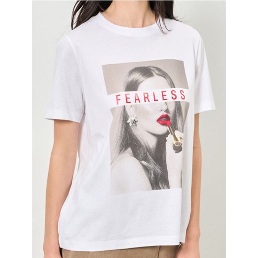 Sinsay - Bawełniana koszulka z nadrukiem - biały ze sklepu Sinsay w kategorii Bluzki damskie - zdjęcie 187600917