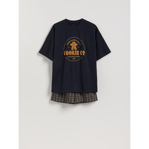 Reserved - Piżama ze świątecznym motywem - granatowy ze sklepu Reserved w kategorii Piżamy męskie - zdjęcie 187608115