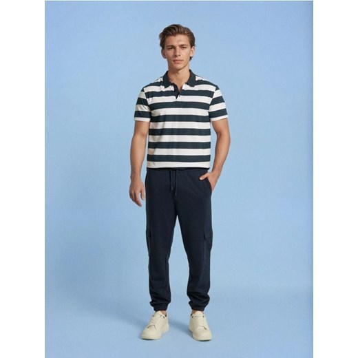 Sinsay - Spodnie jogger cargo - granatowy ze sklepu Sinsay w kategorii Spodnie męskie - zdjęcie 187609896