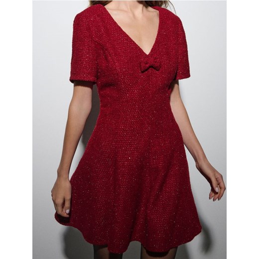 Sinsay - Elegancka sukienka mini z ozdobną kokardą - bordowy ze sklepu Sinsay w kategorii Sukienki - zdjęcie 187610105