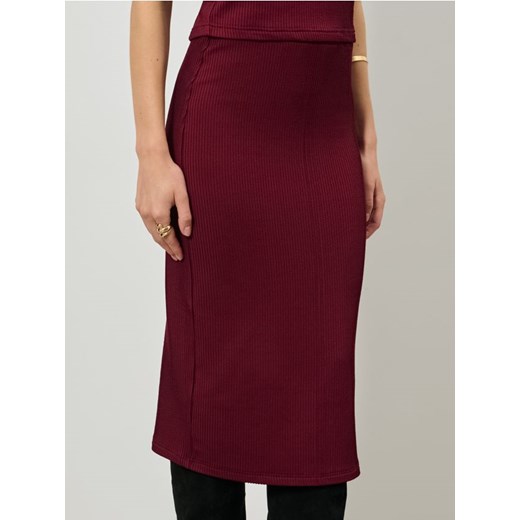 Sinsay - Prążkowana spódnica midi - bordowy ze sklepu Sinsay w kategorii Spódnice - zdjęcie 187610198