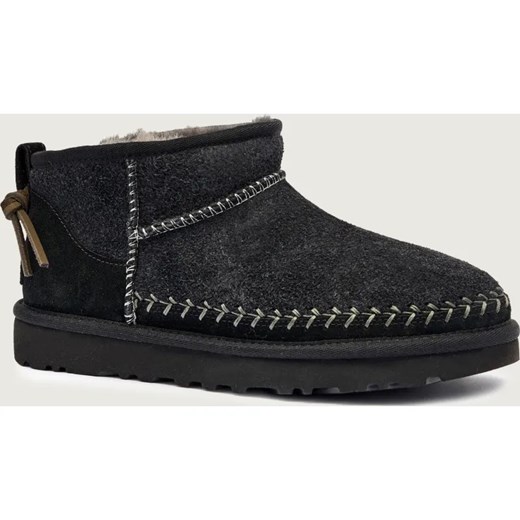 UGG Śniegowce W CLASSIC ULTRA MINI BIARRITZ | zamsz ze sklepu Gomez Fashion Store w kategorii Śniegowce damskie - zdjęcie 187615749
