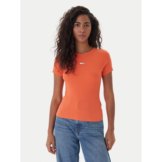 Tommy Jeans T-Shirt Badge DW0DW17881 Pomarańczowy Slim Fit ze sklepu MODIVO w kategorii Bluzki damskie - zdjęcie 187622718