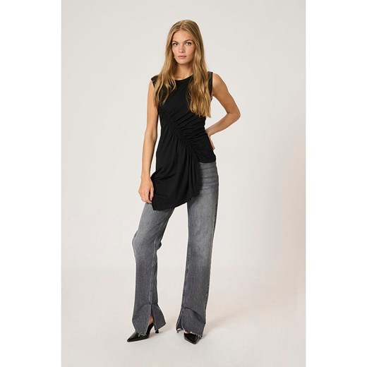 My Essential Wardrobe Top w kolorze czarnym ze sklepu Limango Polska w kategorii Bluzki damskie - zdjęcie 187627698