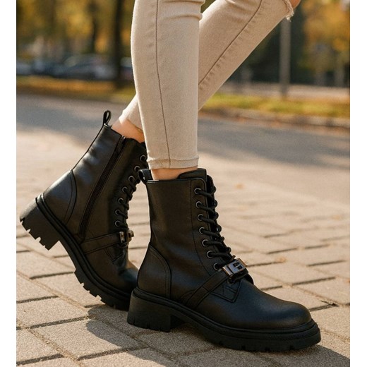 Czarne ocieplane botki trapery /K3-3 18532 W384/ 40 Pantofelek24.pl