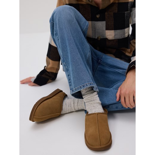 Reserved - Skórzane mule - brązowy ze sklepu Reserved w kategorii Klapki męskie - zdjęcie 187631716