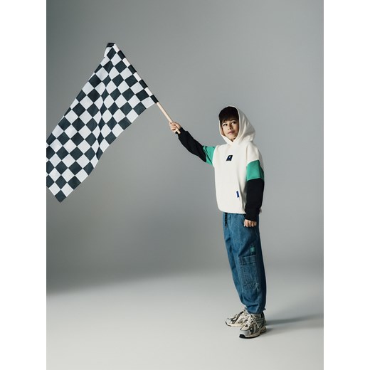 Reserved - Bawełniana bluza z kapturem - złamana biel Reserved 170 (13-14 lat) Reserved