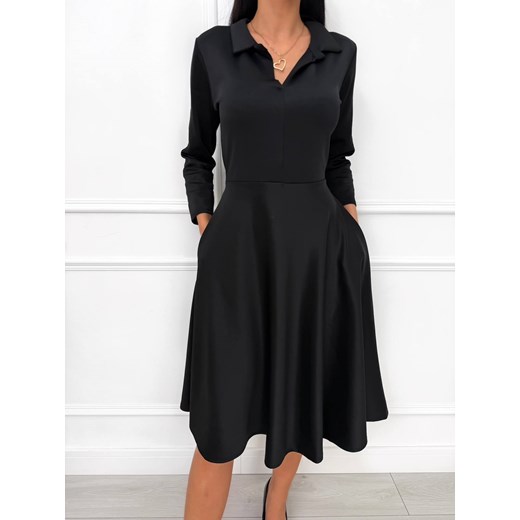 Czarna Rozkloszowana Sukienka z Kołnierzykiem ze sklepu ModnaKiecka.pl w kategorii Sukienki - zdjęcie 187635658