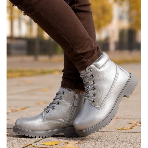 Zimowe dziewczęce botki trapery sznurowane Srebrne /E6-1 18533 T284/ ze sklepu Pantofelek24.pl w kategorii Buty zimowe dziecięce - zdjęcie 187639339