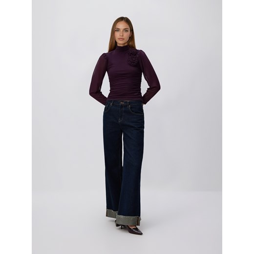 Reserved - Bluzka z kwiatową aplikacją - ciemnofioletowy ze sklepu Reserved w kategorii Bluzki damskie - zdjęcie 187645066