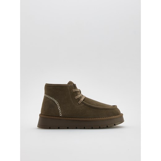 Reserved - Zamszowe śniegowce z wiązaniem - ciemnozielony ze sklepu Reserved w kategorii Śniegowce damskie - zdjęcie 187647399