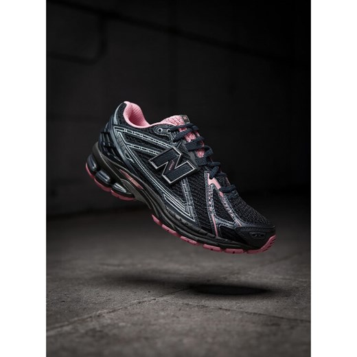 New Balance Sneakersy U1906RCU Czarny ze sklepu MODIVO w kategorii Buty sportowe damskie - zdjęcie 187654189