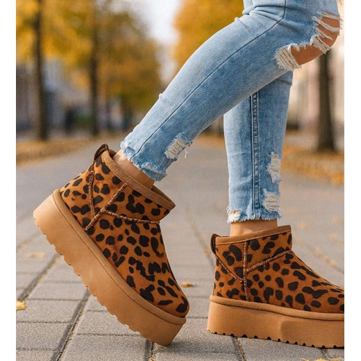 Krótkie kozaki śniegowce eskimoski Leopard /G9-3 18535 G284/ ze sklepu Pantofelek24.pl w kategorii Śniegowce damskie - zdjęcie 187660619