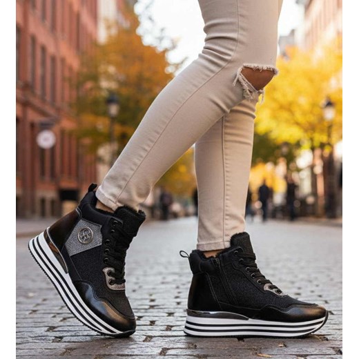 Zimowe botki sportowe damskie czarne /G5-1 18550 W18-47/ ze sklepu Pantofelek24.pl w kategorii Botki - zdjęcie 187660649