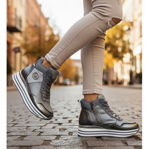 Zimowe botki sportowe damskie srebrne /A4-1 18551 W18-47/ ze sklepu Pantofelek24.pl w kategorii Botki - zdjęcie 187660657